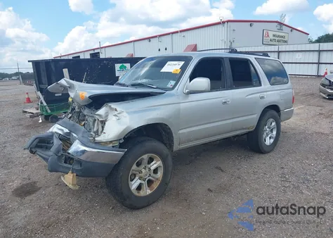 2002 Toyota 4Runner Sr5 V6 from USA, damaged, VIN JT3GN86R620219766